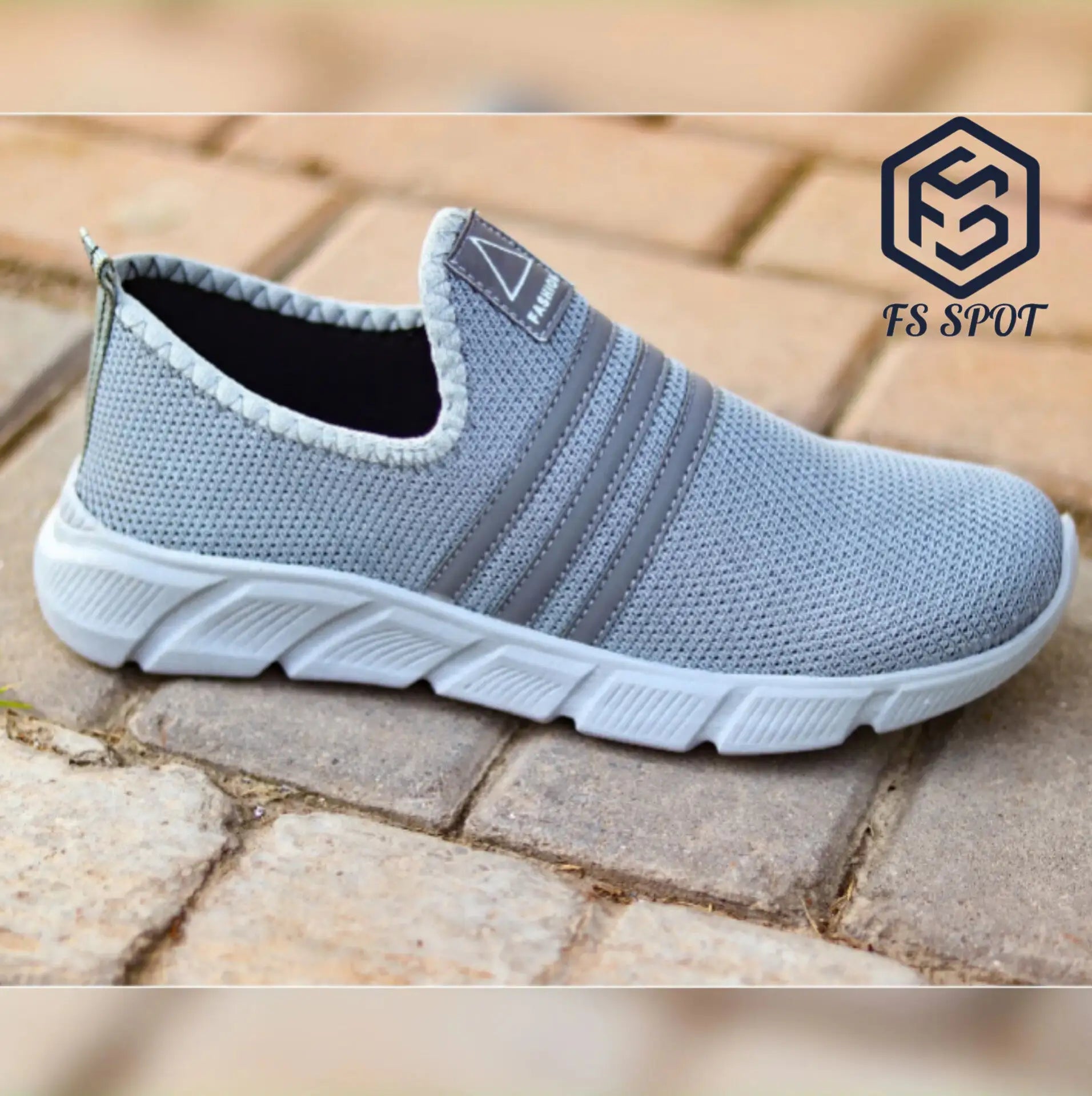 Men’s Lightweight Slip-On Grey Sneakers – Breathable Mesh & All-Day Comfort | FS SPOT